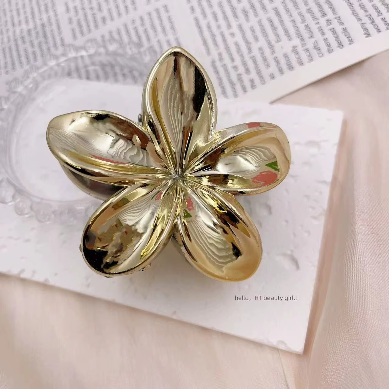 Griffes de cheveux simples et brillantes pour femmes et filles, fleur d'œuf, accessoires de fête, mo
