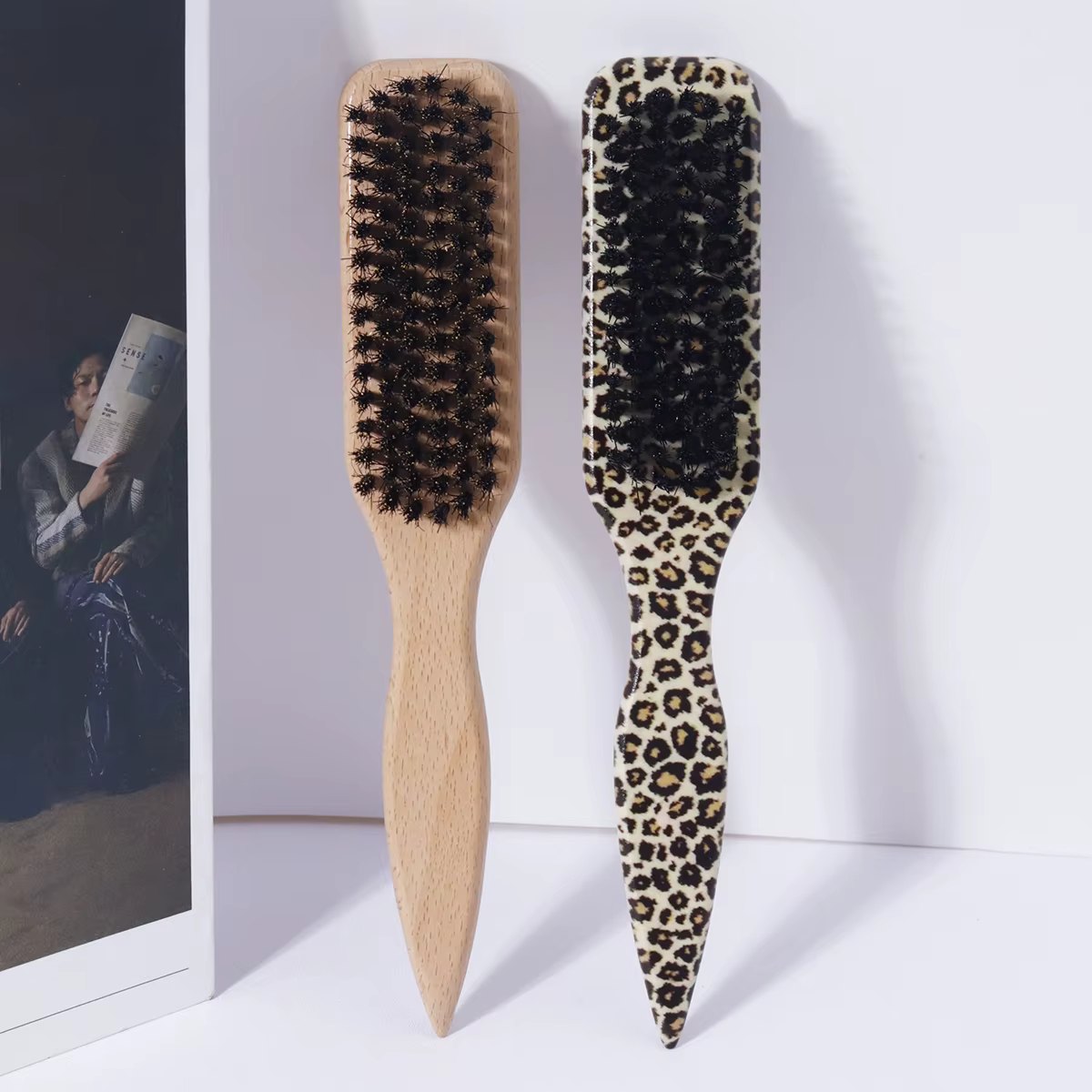 Brosse à cheveux à queue pointue, brosse à barbe, brosse à cheveux en poils, manche en bois de hêtre