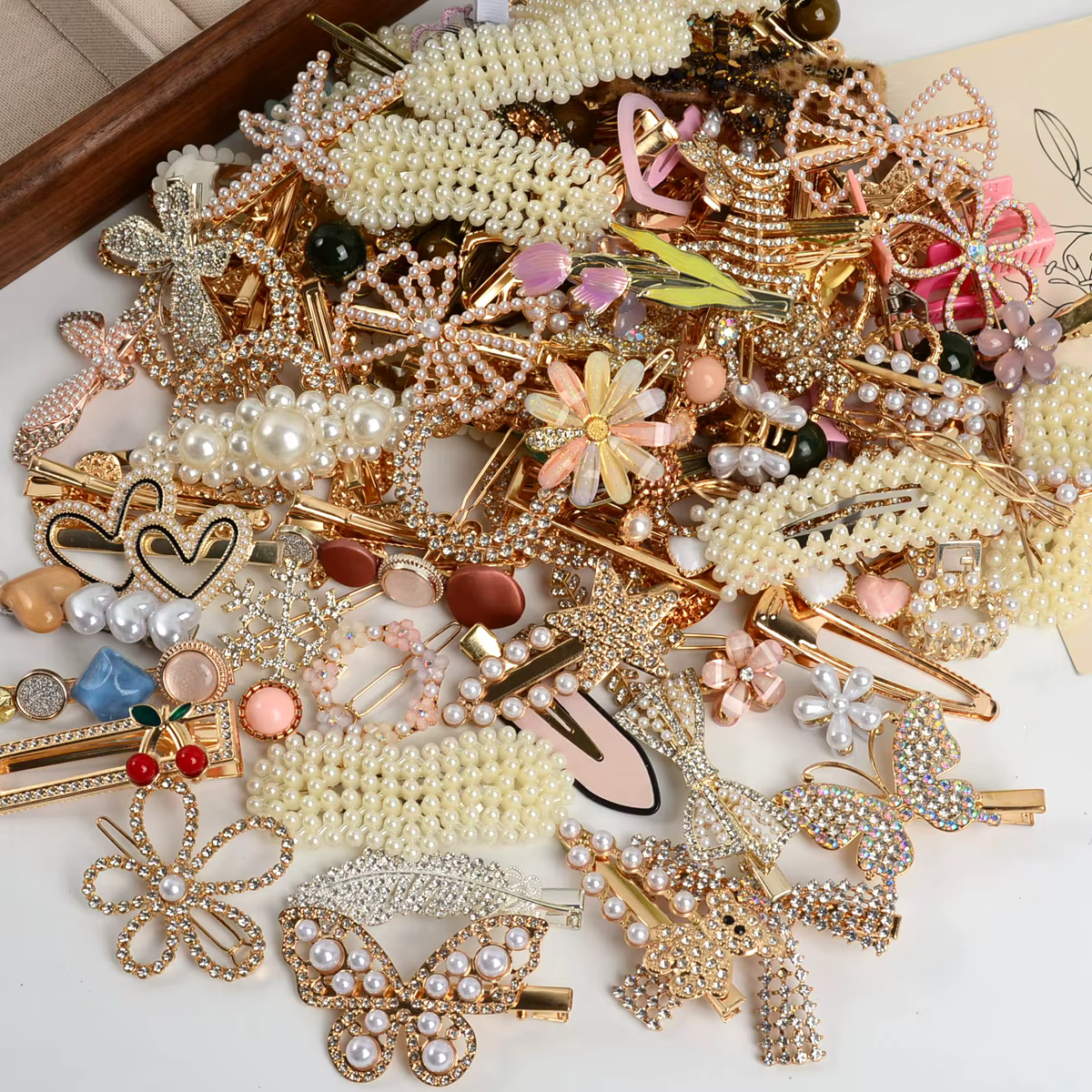 12//20/30/40 pièces de pinces à cheveux avec nœud en perles élégantes et élégantes avec clips latéra