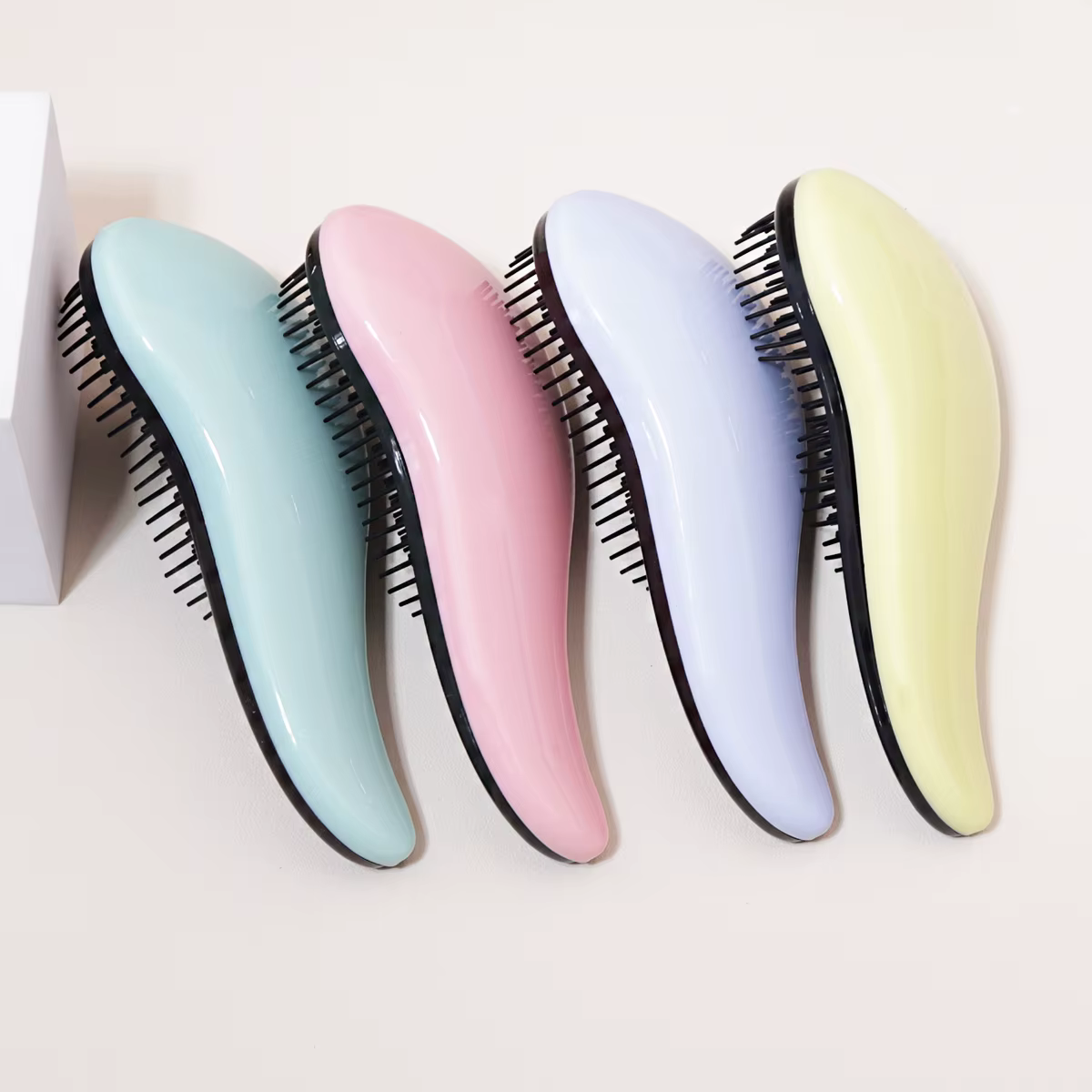 Brosse de massage antistatique