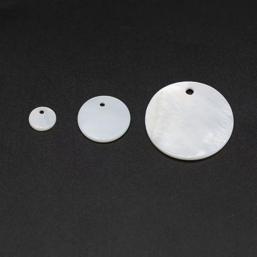 Perles en nacre naturelle d'eau douce, nacre, pendentif circulaire blanc, collier élégant, bracelet de bricolage, bijoux de direction