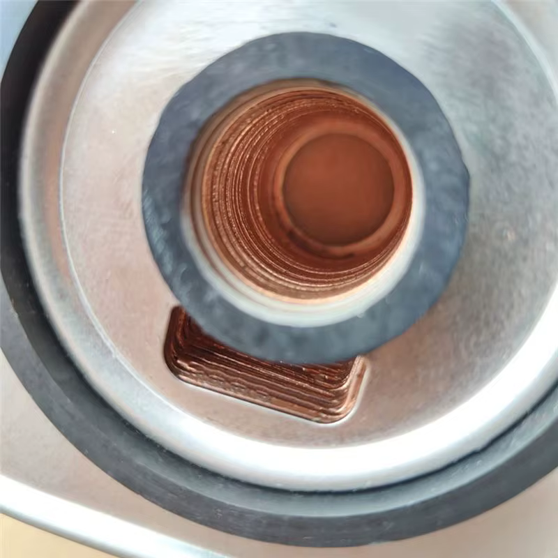 Refroidisseur d'huile de transmission automatique Well 227554 2275.54 pour 208 2008 407 301 807 C5 Échangeur de chaleur eau-huil