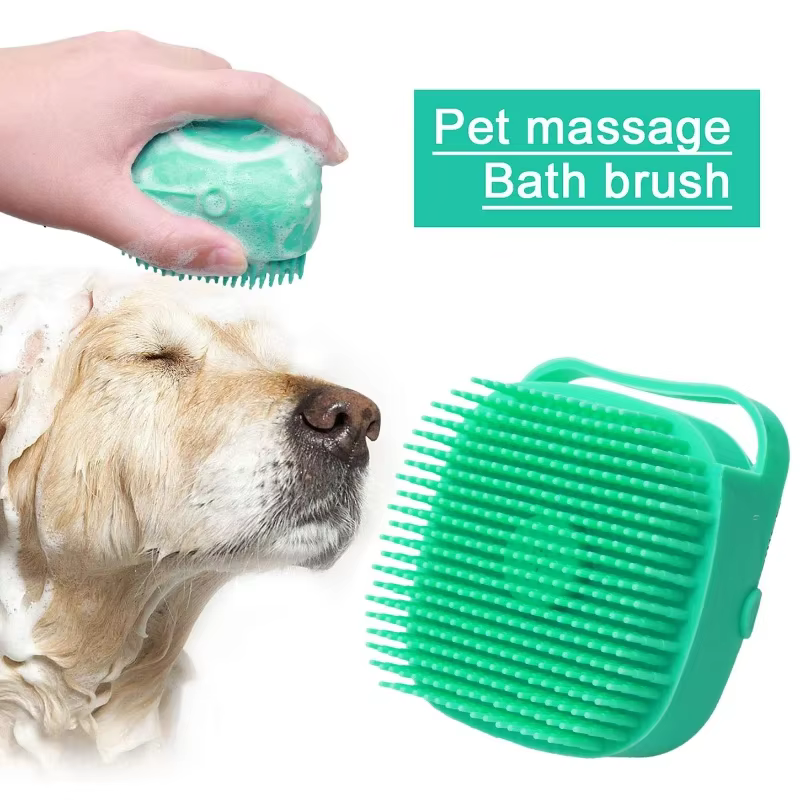 Brosse de massage pour animaux de compagnie 80 ml (2,7 oz) pour chien et chat, peigne de toilettage en silicone souple pour le bain des poils courts