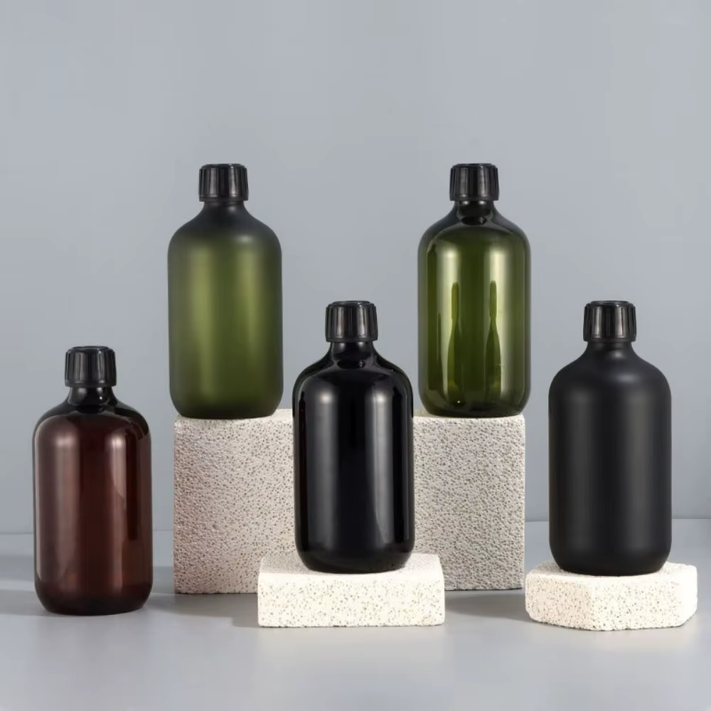 Bouteilles rechargeables pour shampoing vert et marron