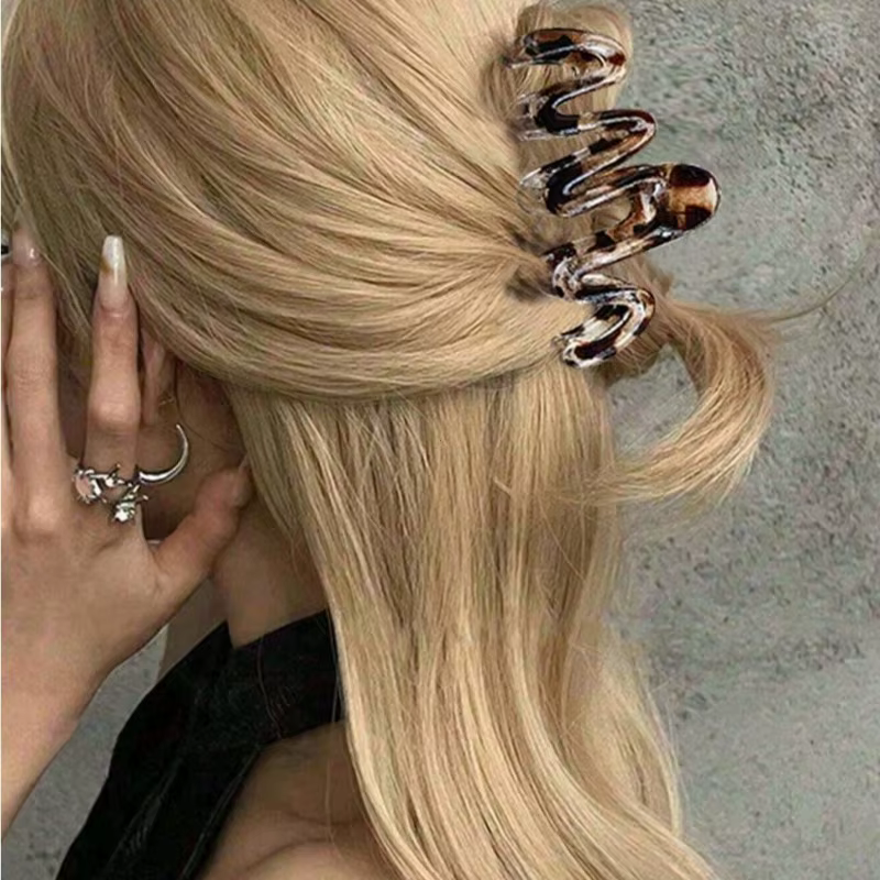 Pince à cheveux couleur café avancée pour femmes