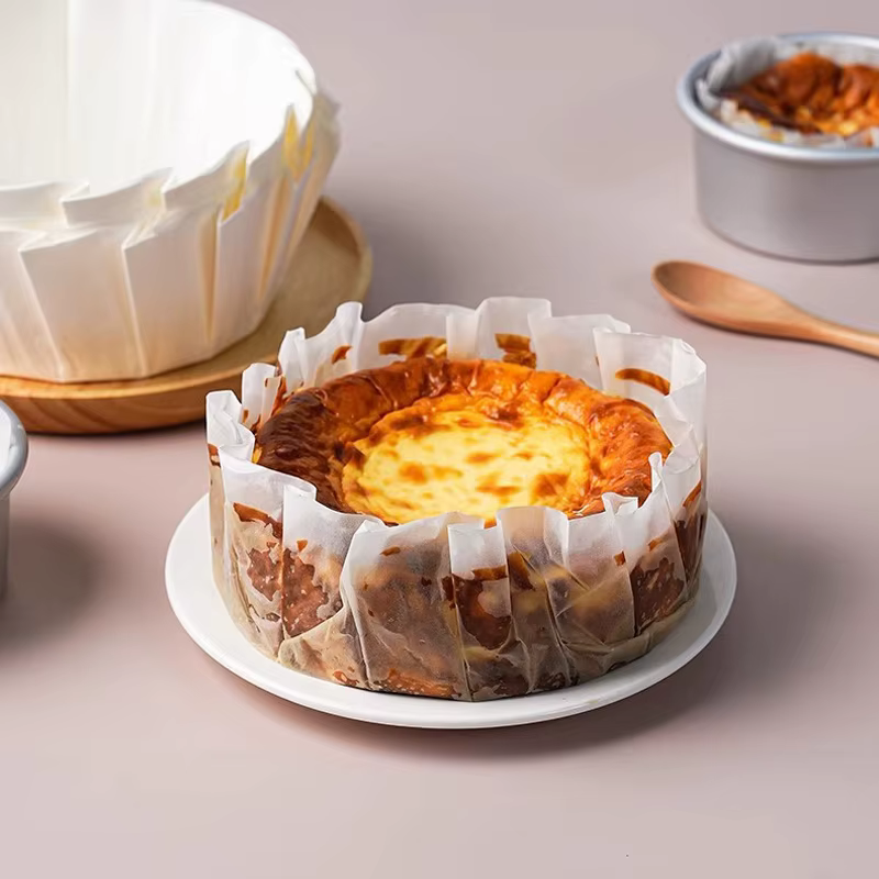Moule en papier pliable pour gâteau au fromage basque, papier de cuisson, huile de cuisson, bord vert, mousse, libération de poulet