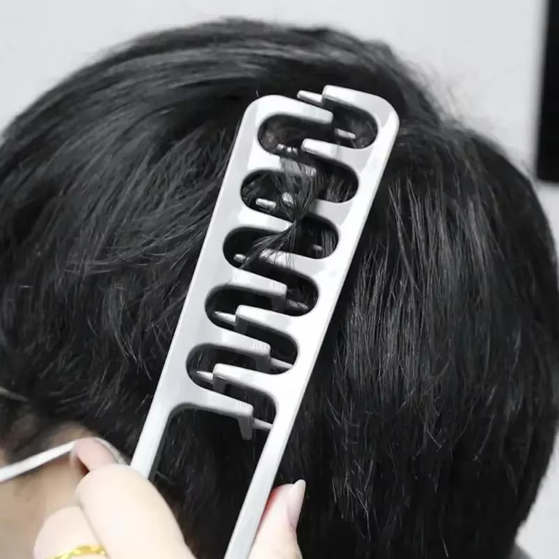 Volumisant les cheveux à dents larges pour hommes Texture moelleuse peigne coiffant racines