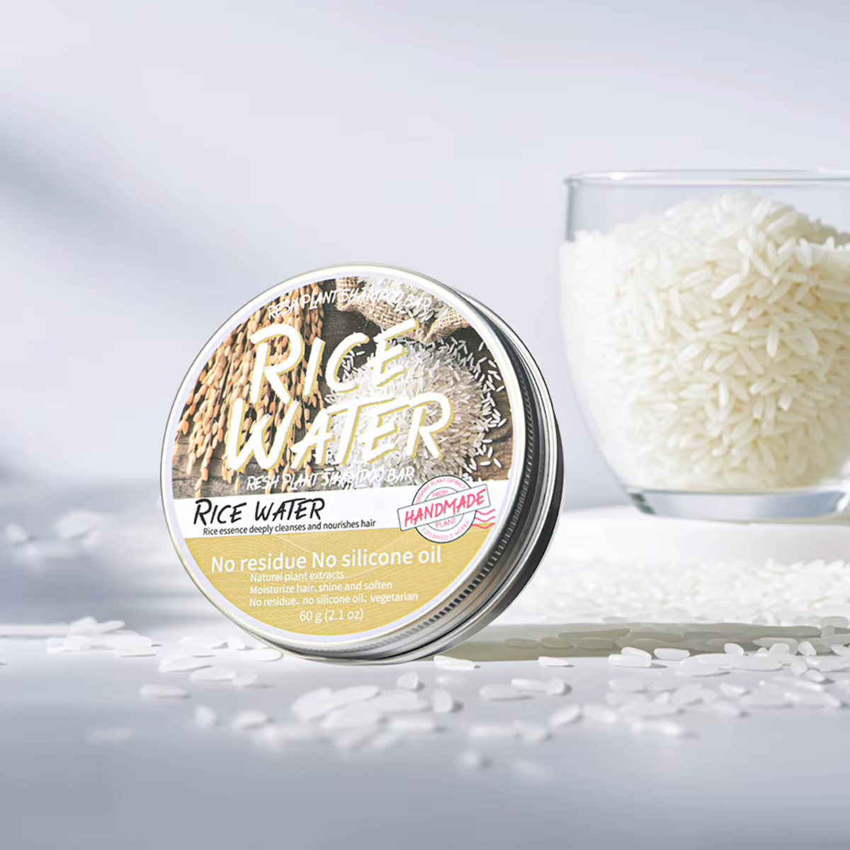 Lavage à l'eau de riz solide pour cheveux