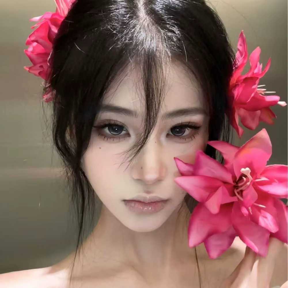 Barrette à cheveux en forme de fleur de lys douce et tendance