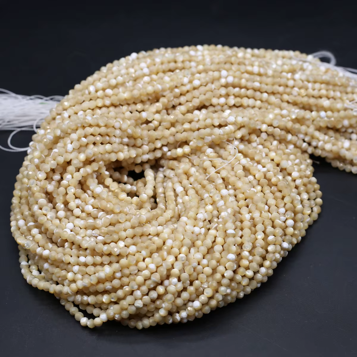 Perles de coquillage en nacre coquille jaune naturelle 3 4mm perles à facettes de haute qualité pour la fabrication de bijoux collier à faire soi-même Bracelet 14''