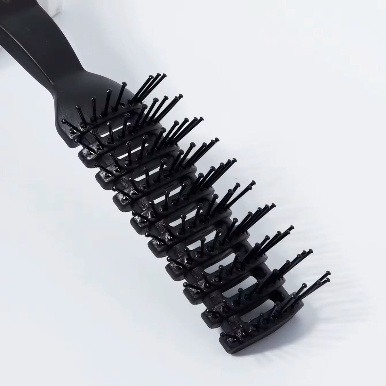 Peigne professionnel à picots pour coiffage et massage