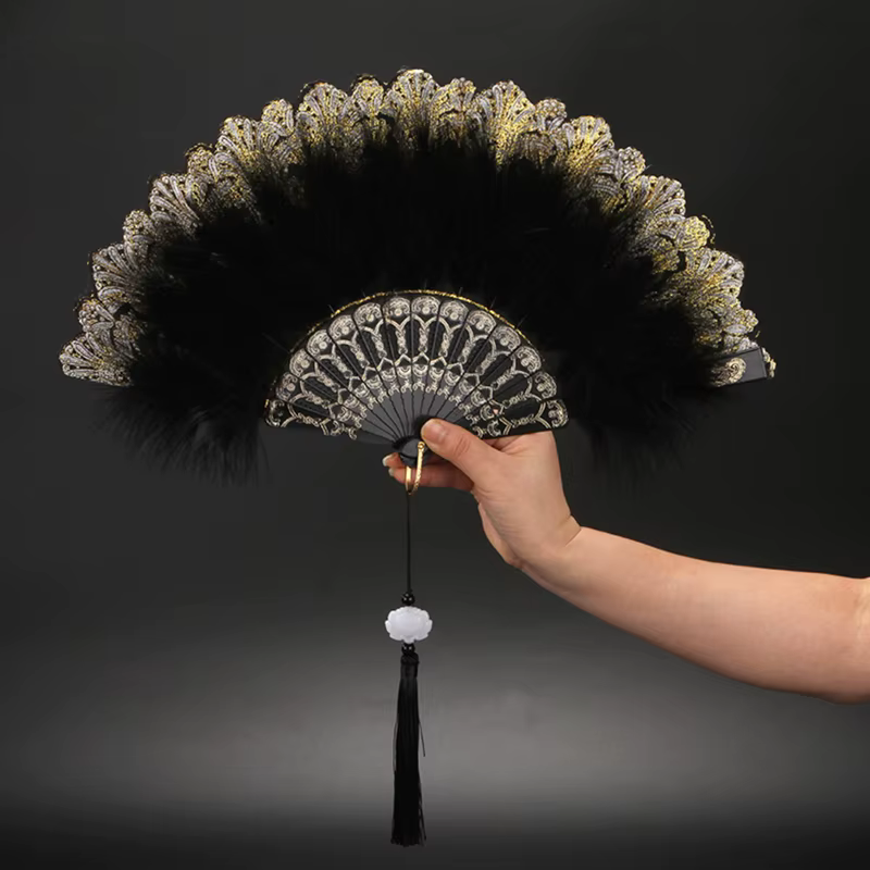 Ventilateur pliant Lolita en plumes, Style rétro, danse, gothique foncé, décoration de fête de mariage, fournitures de Cosplay