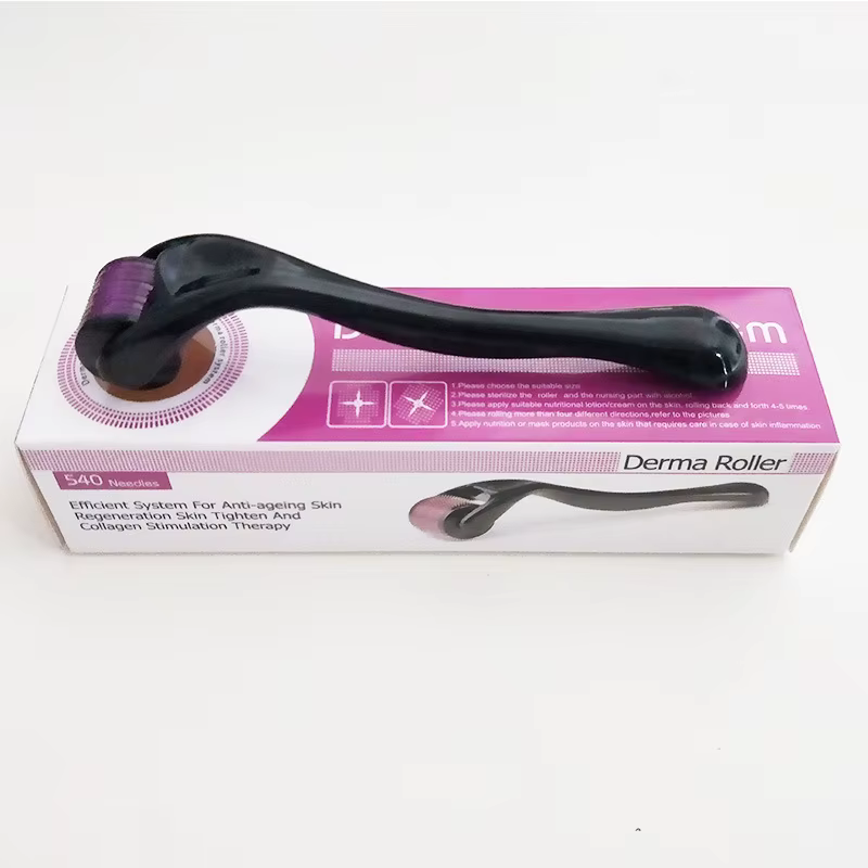 Derma Roller pour la Croissance des Cheveux et de la Barbe