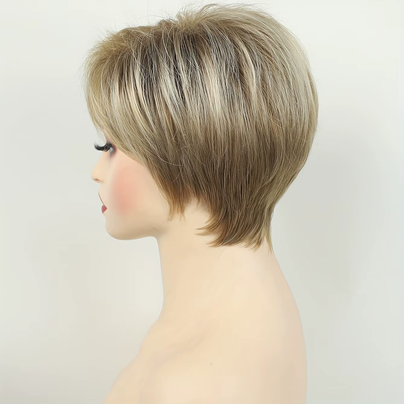 Perruque synthétique courte blonde bob avec frange