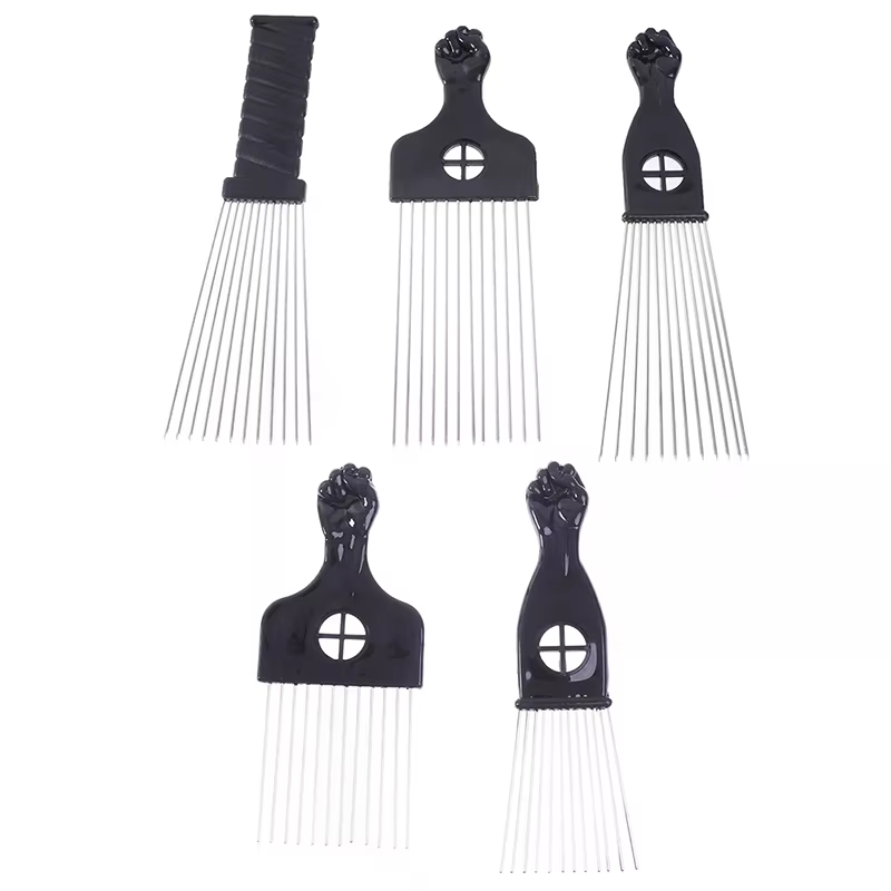 Peigne en métal Afro à poing noir