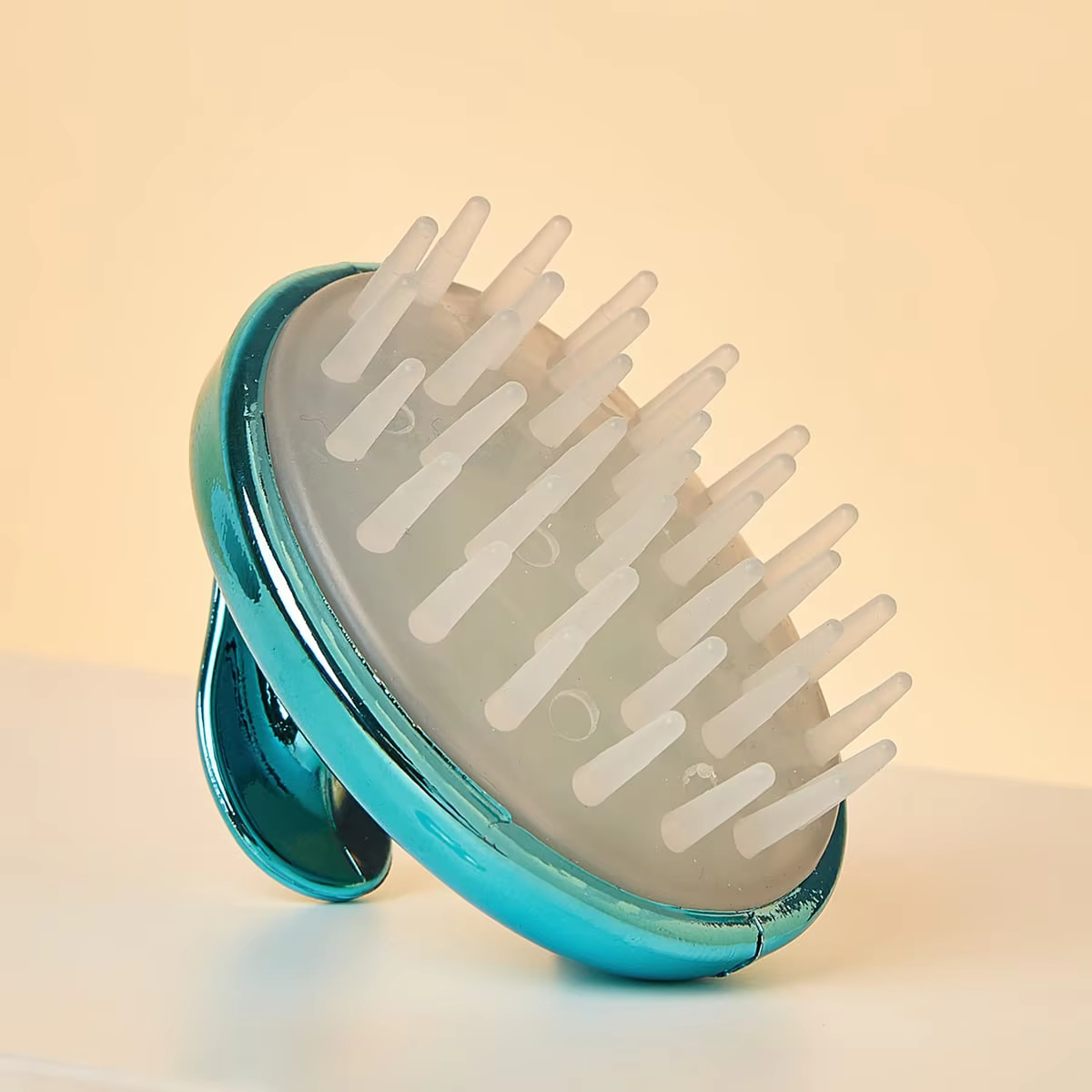 Brosse à shampoing masseur de cuir chevelu en forme de baleine bleue