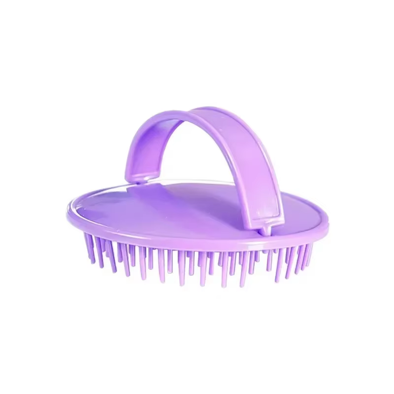 Massage de la tête, peigne à shampoing