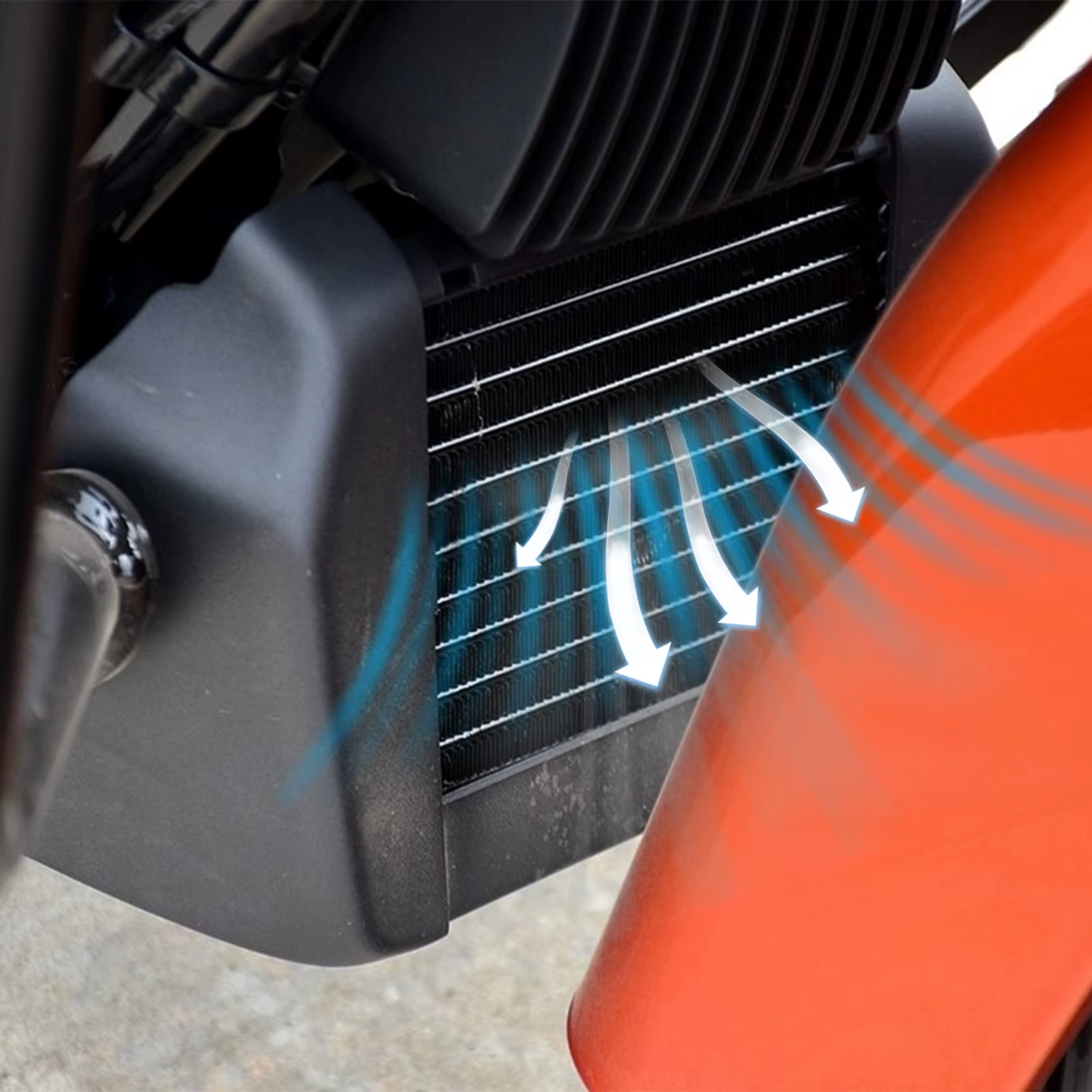Réservoir d'eau de radiateur de refroidisseur d'huile noir de moto pour Harley Touring Road Street Electra Tri Glide Road King FLTRX FLHR 2017-2025
