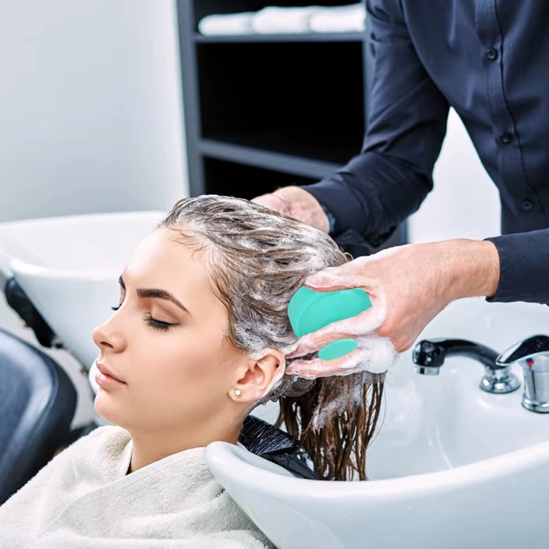Brosse à shampoing en Silicone pour cuir chevelu